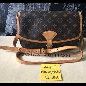 ‼️‼️SOLD‼️‼️Authentic Louis Vuitton Sologne